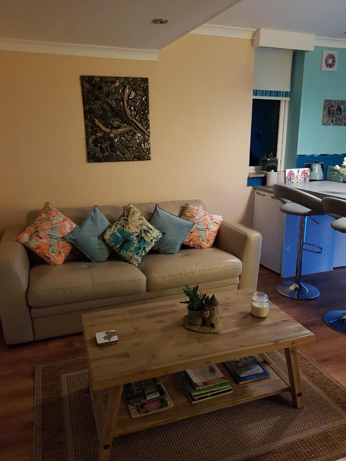Taigh Na Uillt Hotel Cove  Bagian luar foto